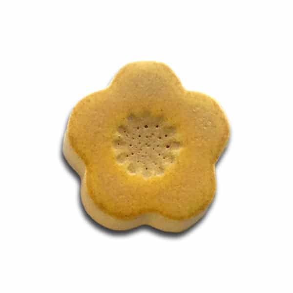 Yellow glaze. Inspired by wood-fired Shino glazes, this series offers unique, reactive looks in your cone 6 electric kiln! Amaranth Stoneware Canada.