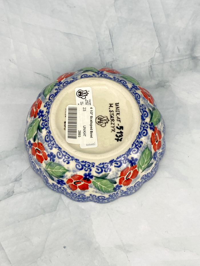 4.5" Unikat Scalloped Bowl - Shape 23 - Pattern U5137