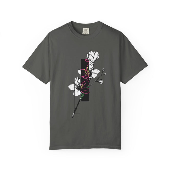 Floral Minimalist T-Shirt — Black Bar Magnolia Graphic