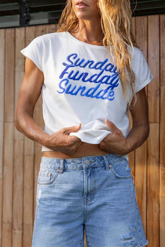 T-Shirt - Women's